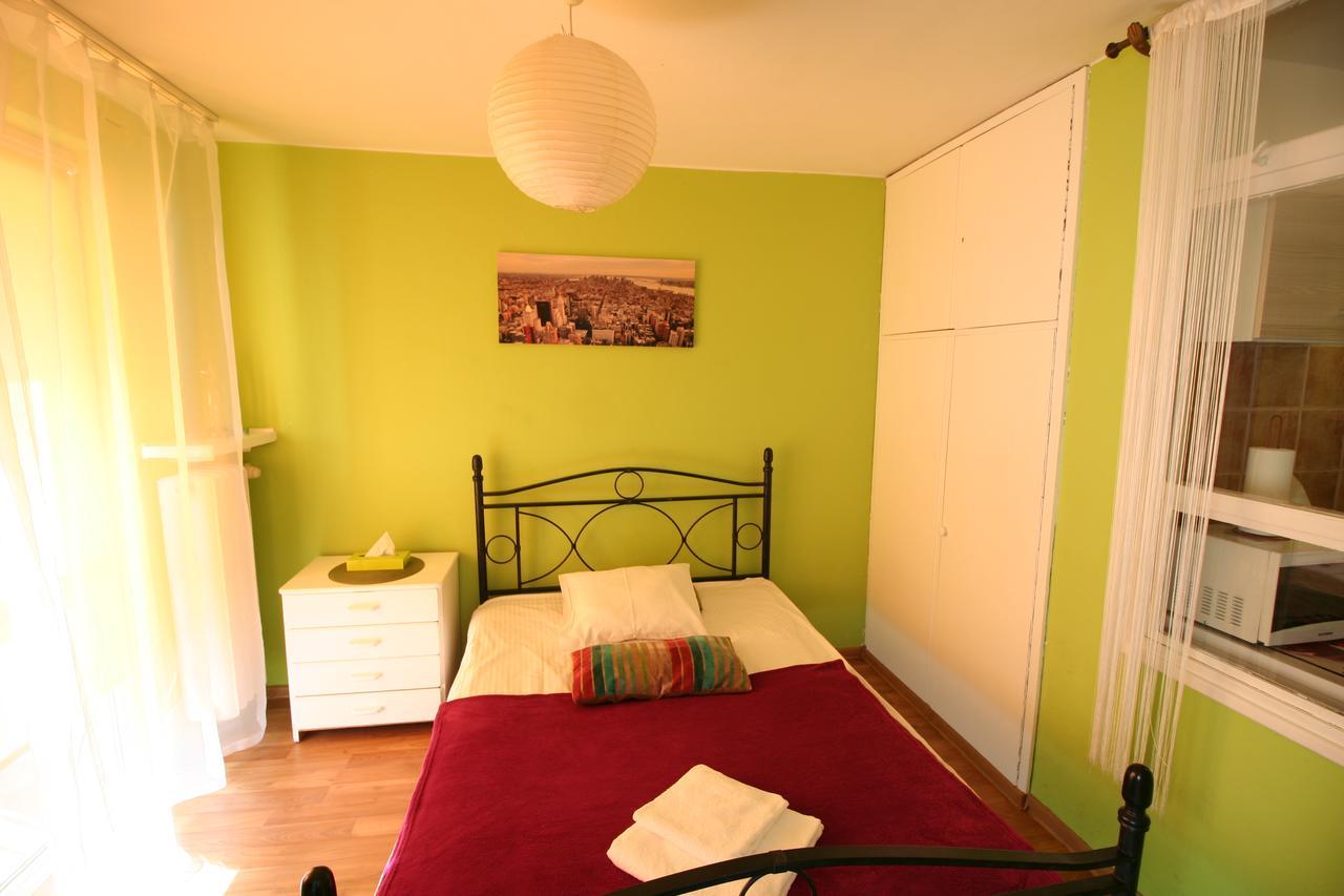 Apartamenty Varsovie Twarda City エクステリア 写真